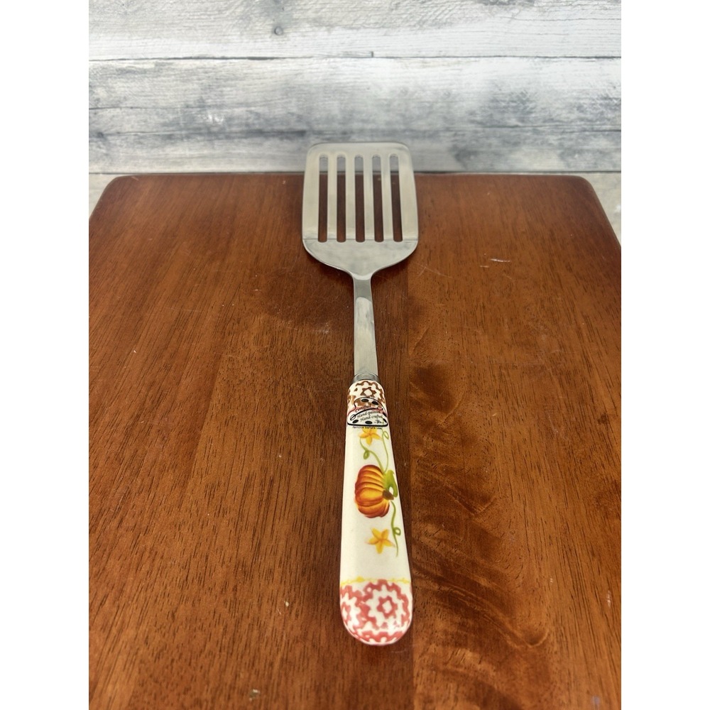 Temp-Tations By Tara Seasonal Auto Pumpkin Spatula